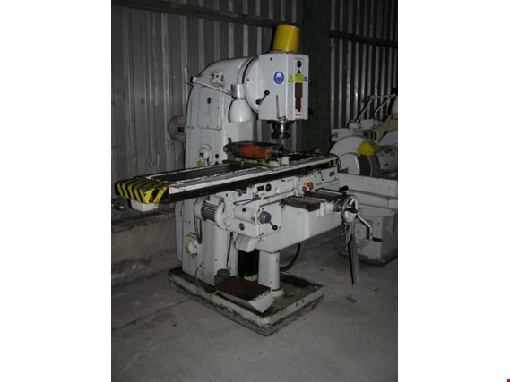Used TOS FA3A vert. Konsolfräsmaschine for Sale (Auction Premium) | NetBid Industrial Auctions